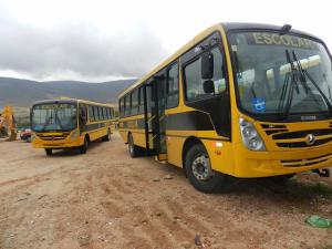 Ônibus escolar do município de Tarrafas.